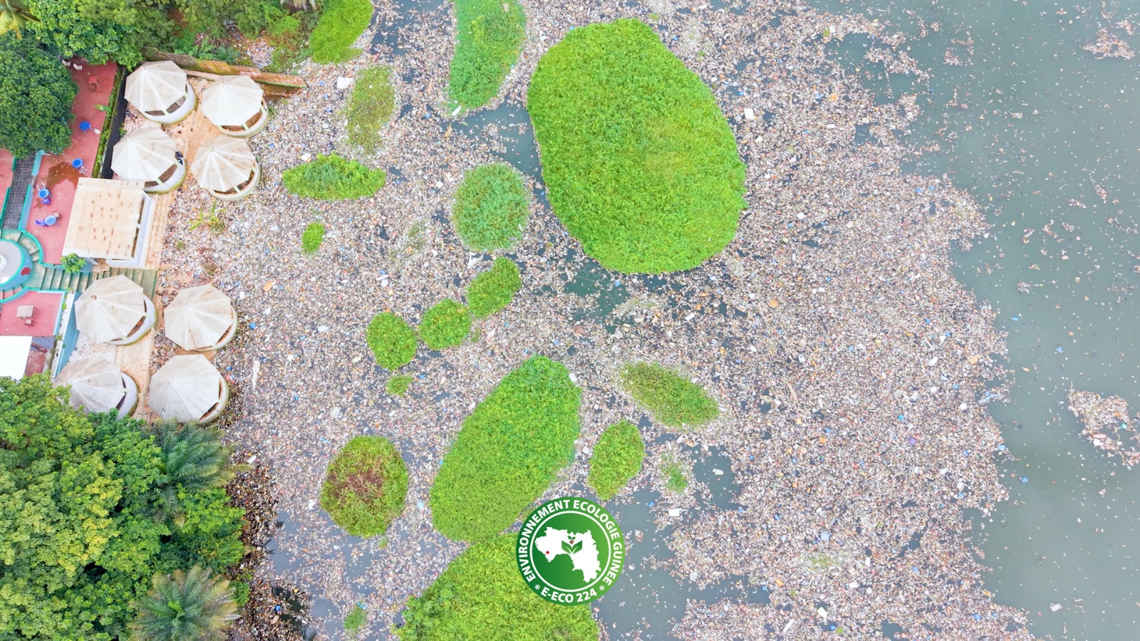Pollution plastique du lac de Sonfonia